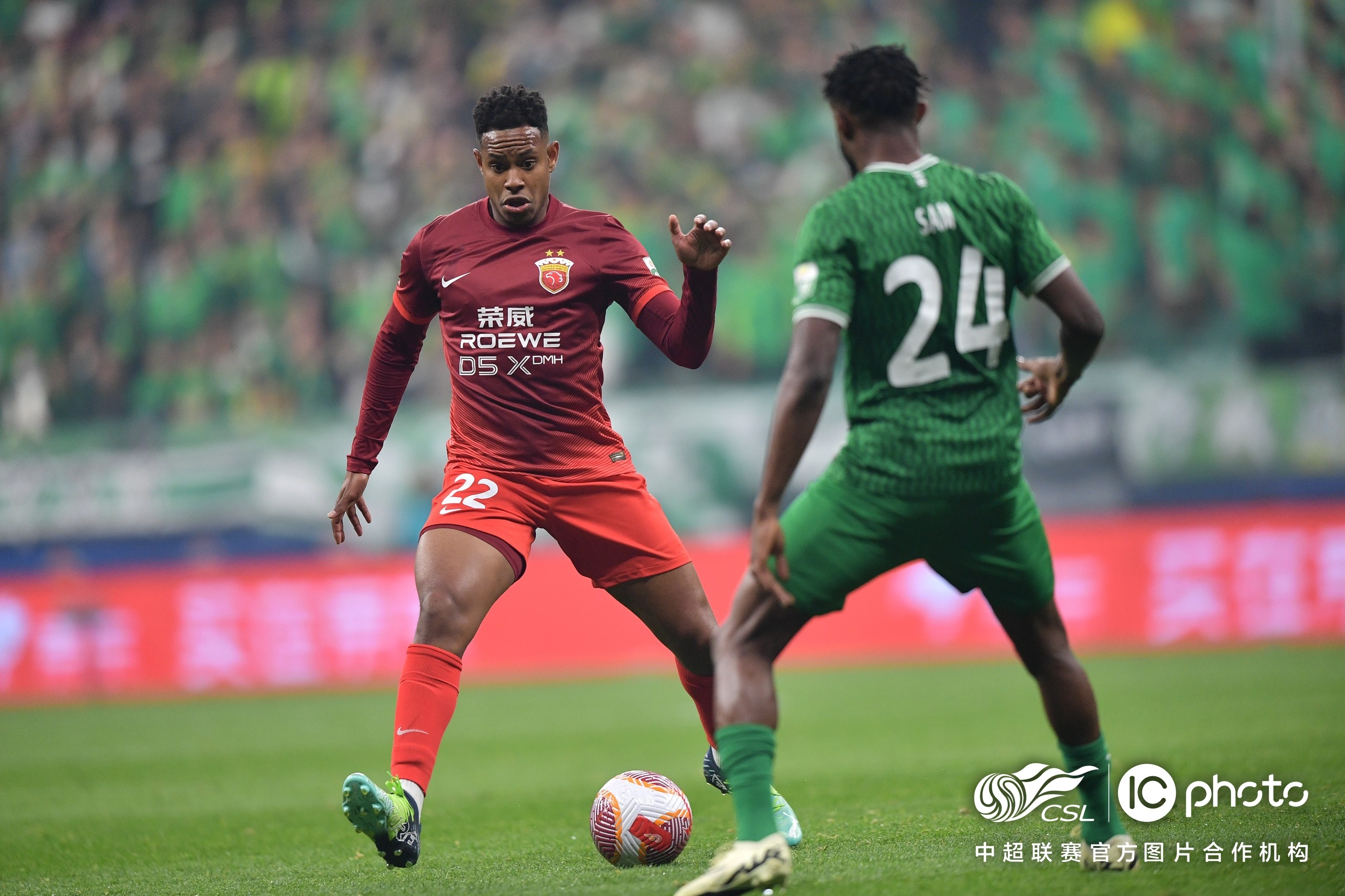 赛前中超传出新动向，斯图加特远射贴柱，管理层表态：信心回归，更衣室氛围转暖的简单介绍